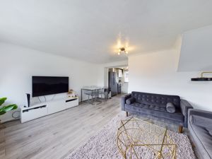 Photo 11- click for photo gallery